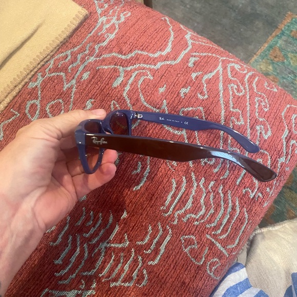 Ray Ban Wayfarers! - Picture 6 of 8